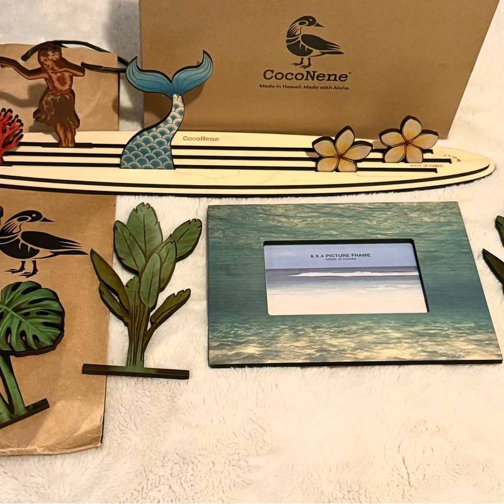 CocoNene Hawaii Maui Picture Frame and Longboard Letters 🌺 Aloha Bundle 🌈🌊 NIB - Picture 2 of 6